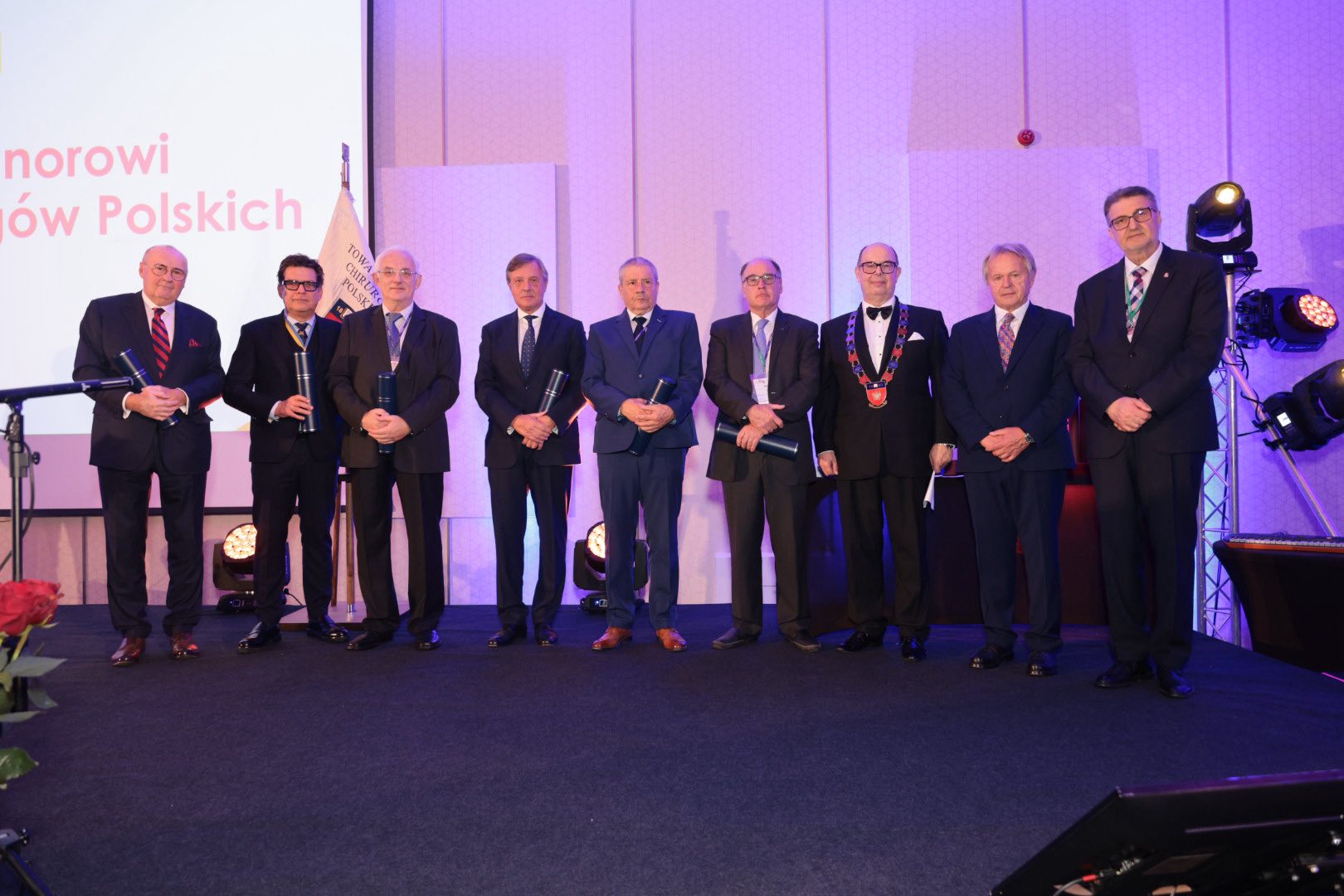 569367579 1353030609949671 334655439515618694 n